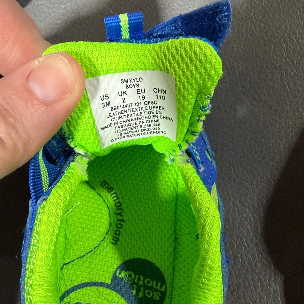 Baby stride rite shoe